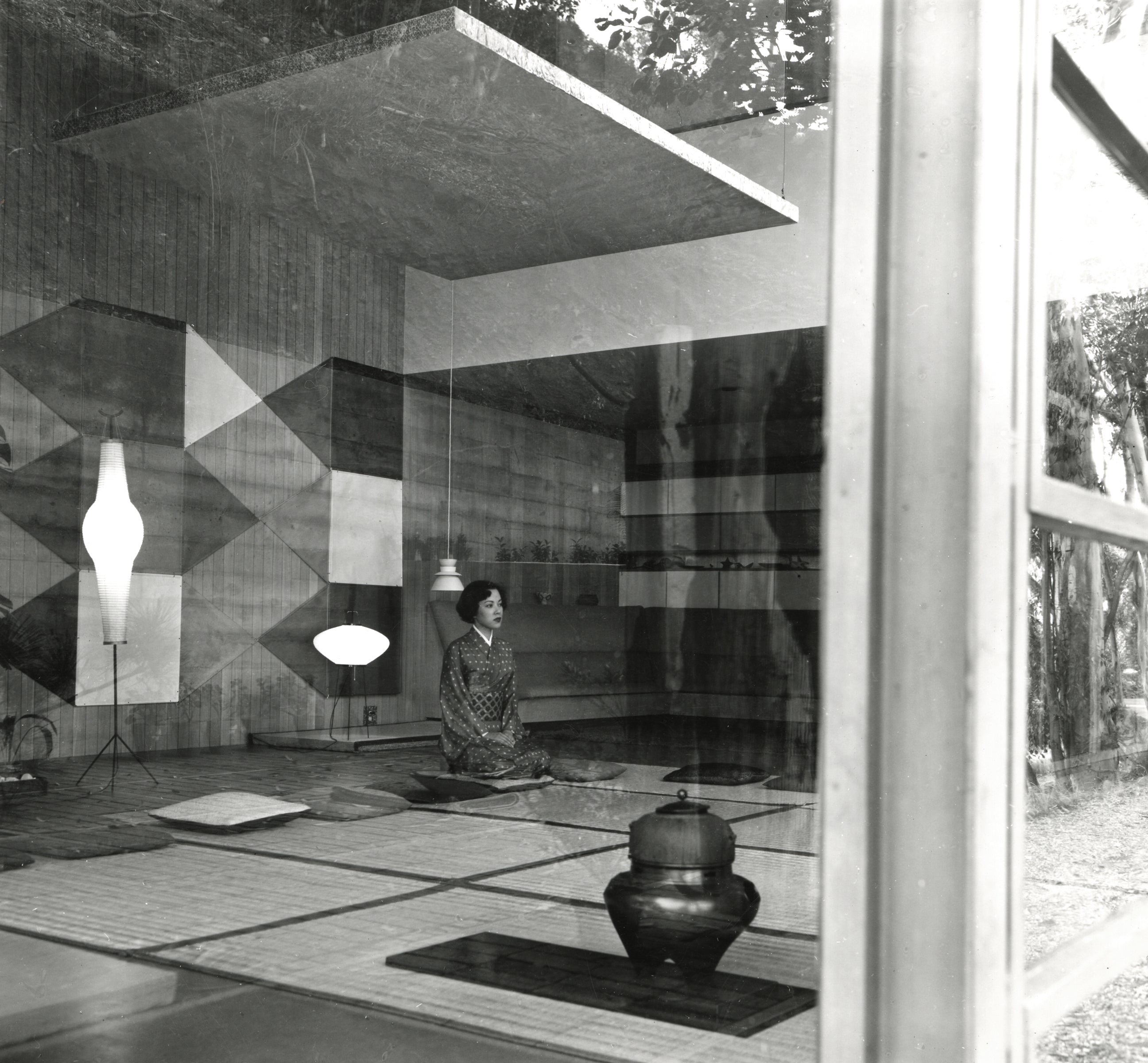 Akari 9AD — The Noguchi Museum