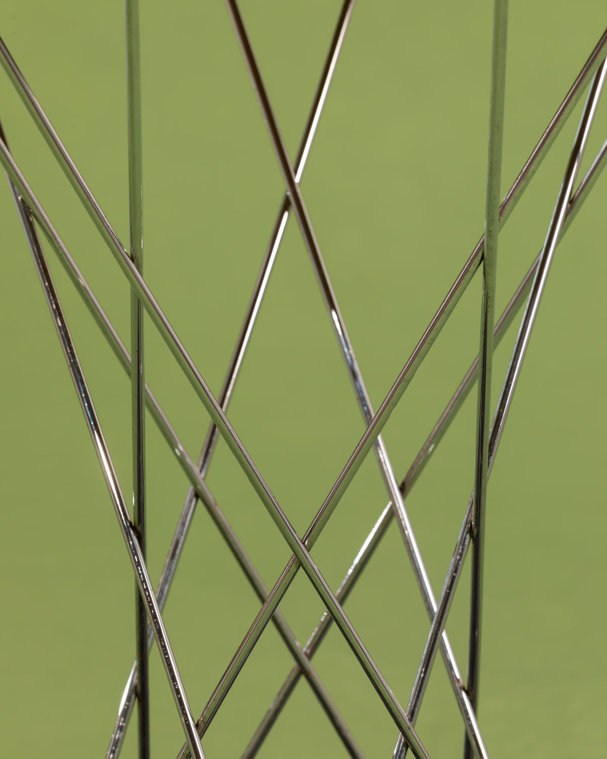 Noguchi Cyclone Side Table 24