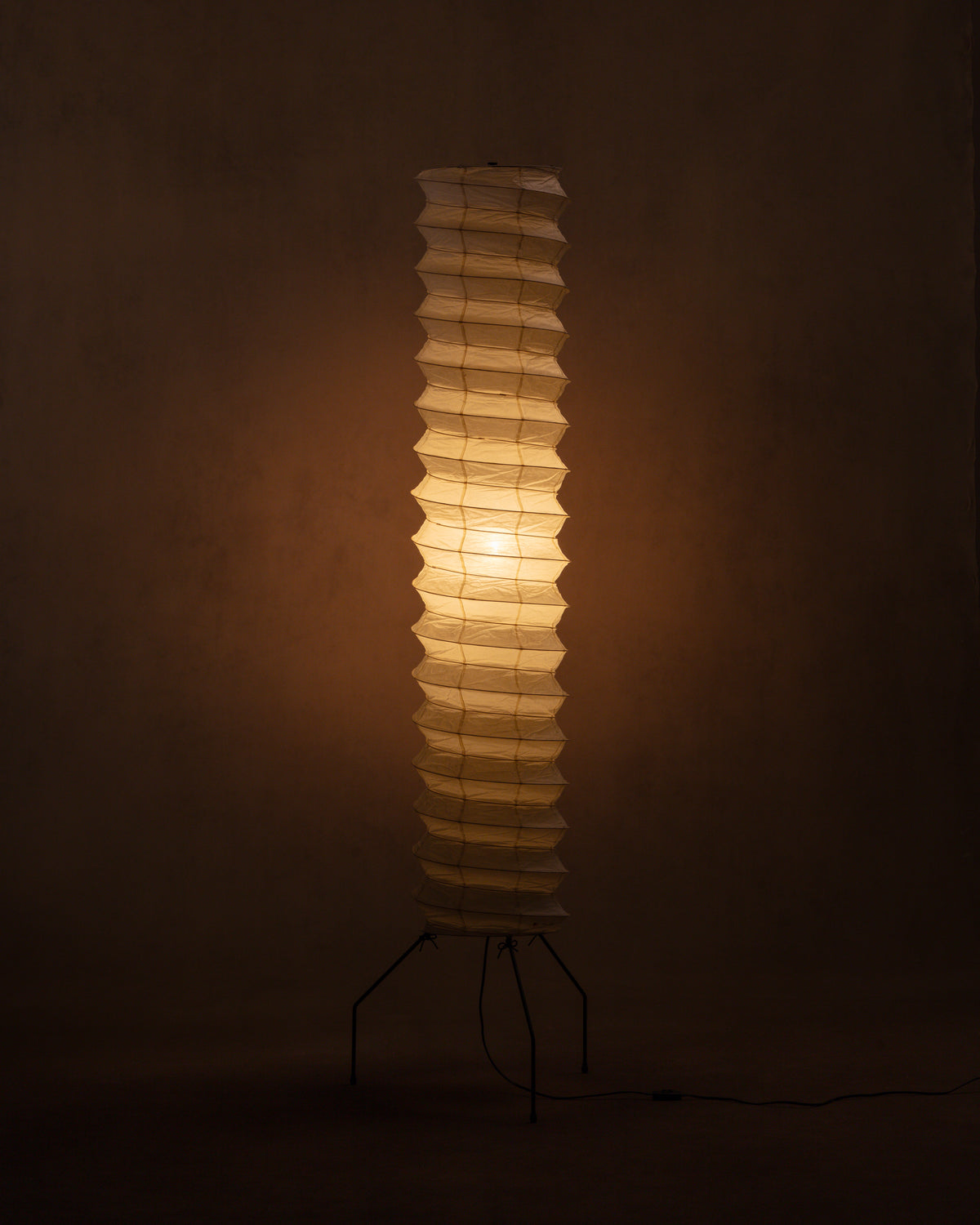Akari UF4-31N — The Noguchi Museum