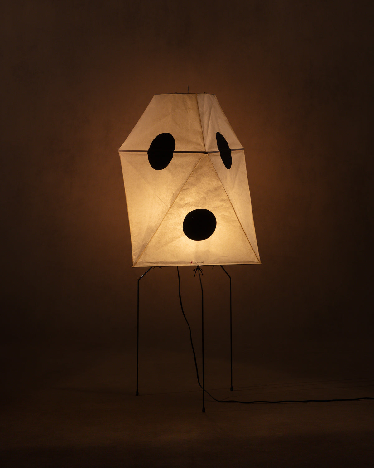 Akari UF3-Q — The Noguchi Museum